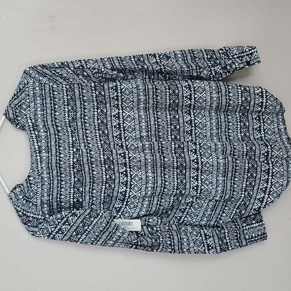 Blouse - Picture 6 of 6